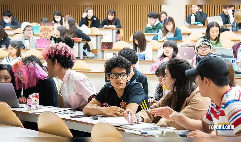 El programa de becas incluye la cobertura de gastos de matrícula, alojamiento y un estipendio mensual para cubrir gastos personales. BECA JAPON