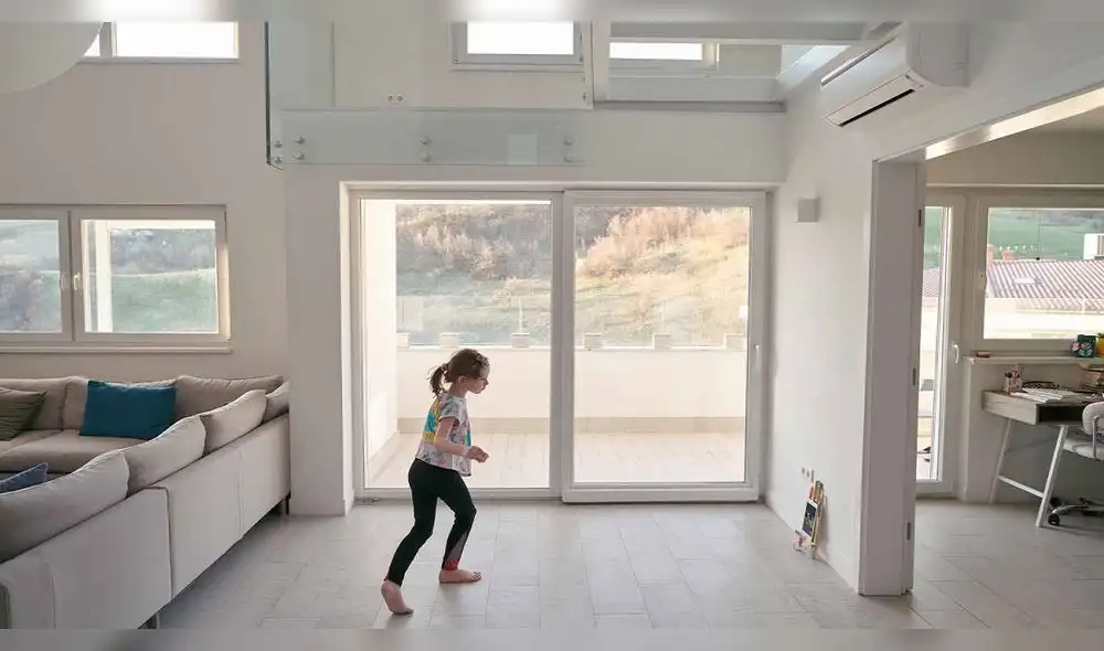 La ventilación cruzada es un método eficaz para mejorar la calidad del aire en el interior de las viviendas.