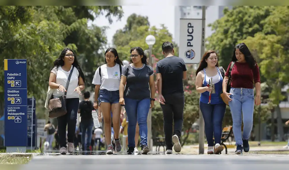 Dirigida a escolares de alto rendimiento, la beca requiere haber obtenido preadmisión a la PUCP y demostrar excelencia académica. Abre su convocatoria del 14 de septiembre al 9 de octubre de 2026. Foto: PUCP beca-lucet-pucp