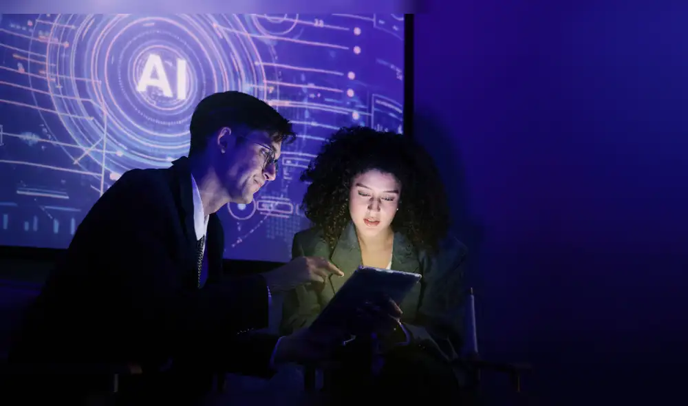 Con la opción "Parece spam de IA", los usuarios pueden ocultar publicaciones automatizadas, ayudando a mejorar los filtros del algoritmo. Foto: Envato contenido-generado-por-ia