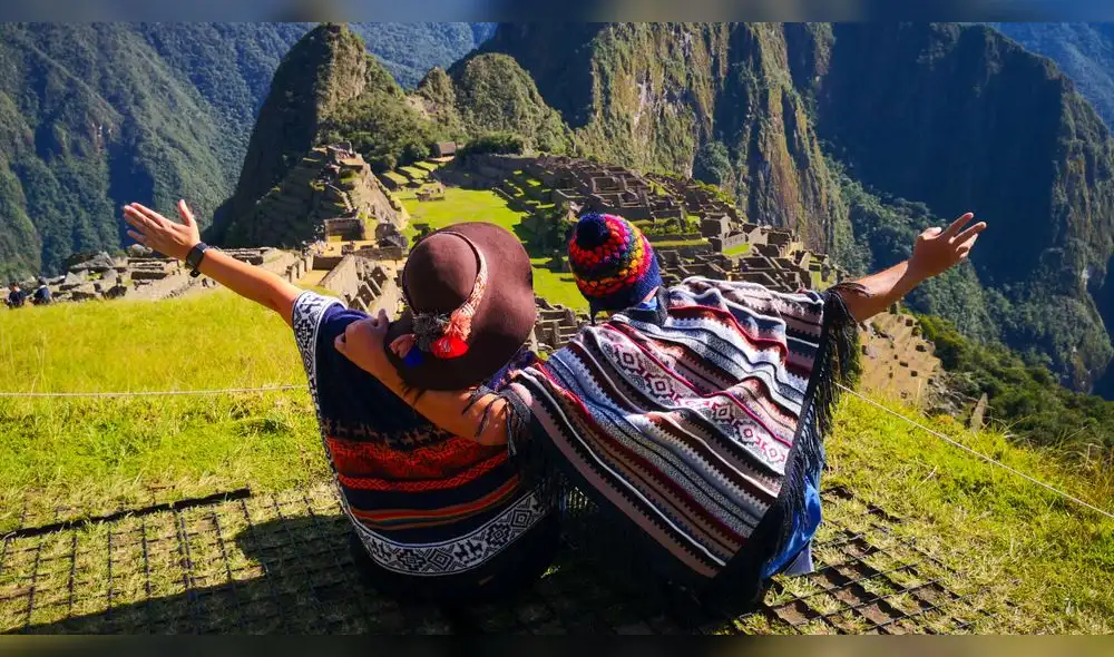 Los ingresos por turismo han aumentado de US$4.700 millones en 2019 a US$5.300 millones en 2025. Foto: Envato. turismo-peru-2026