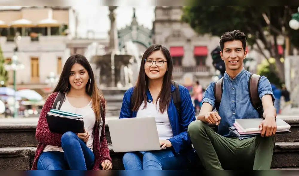 Los peruanos en el extranjero pueden acceder a mecanismos que reconocen sus aportes en varios países para evaluar su derecho a una pensión. Foto: difusión. peruanos-en-el-extranjero