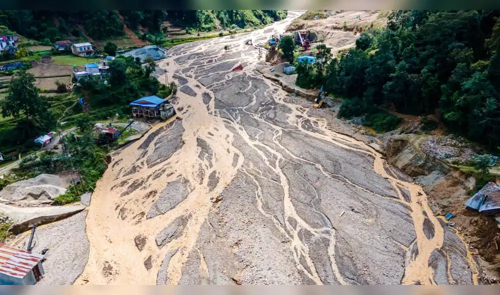 El Gobierno peruano destinará S/18,000 millones adicionales en 2027 para mitigar efectos climáticos y proteger a familias vulnerables. Foto: difusion. paquete-economico-peru