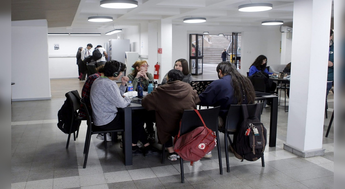 ¿Cómo manejar la ansiedad académica en escolares, universitarios y docentes?: estrategias prácticas y efectivas ¿Cómo manejar la ansiedad académica en escolares, universitarios y docentes?: estrategias prácticas y efectivas