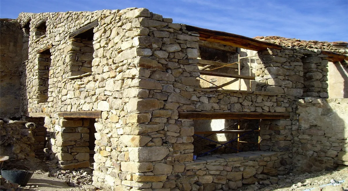 ¿Ladrillo, adobe o piedra?: conoce el material adecuado para construir una vivienda segura ¿Ladrillo, adobe o piedra?: conoce el material adecuado para construir una vivienda segura