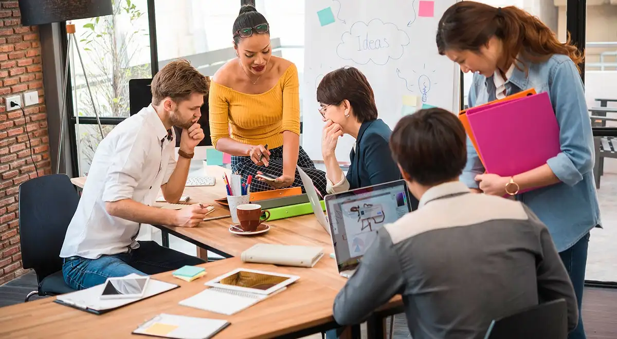 Especializaciones clave para profesionales que buscan mejores oportunidades laborales Especializaciones clave para profesionales que buscan mejores oportunidades laborales