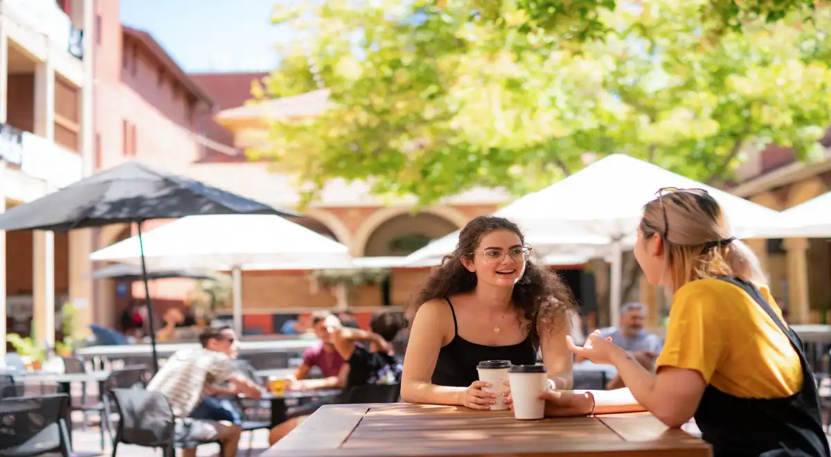 ¿Planeas estudiar inglés en Australia? Esto es lo que debes saber para evitar errores