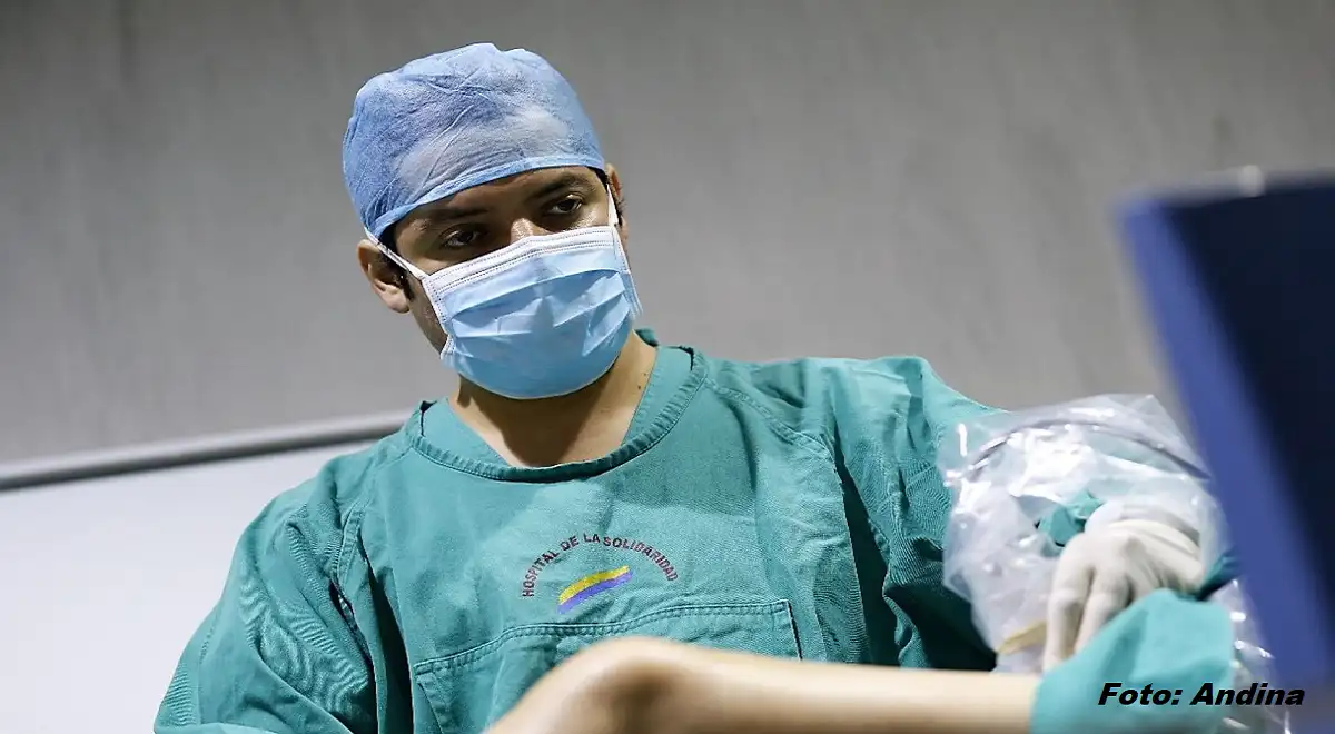 Profesionales del cuidado: ¿por qué estas carreras ganan relevancia en el sistema de salud? Profesionales del cuidado: ¿por qué estas carreras ganan relevancia en el sistema de salud?