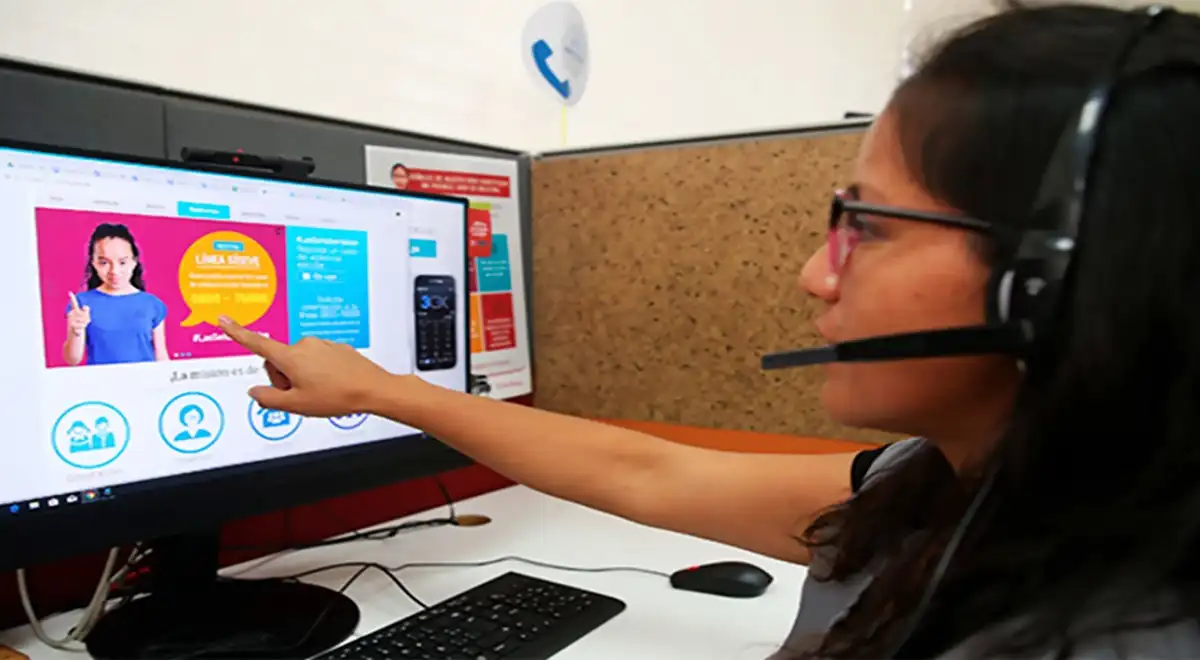 Tecnología en secundaria: beneficios y riesgos del uso de plataformas digitales