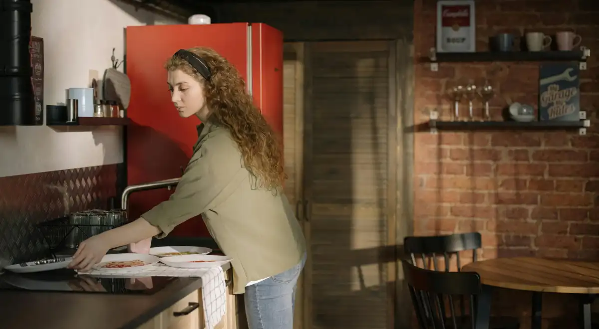 Soluciones inteligentes para optimizar el espacio en casa: muebles plegables y modulares