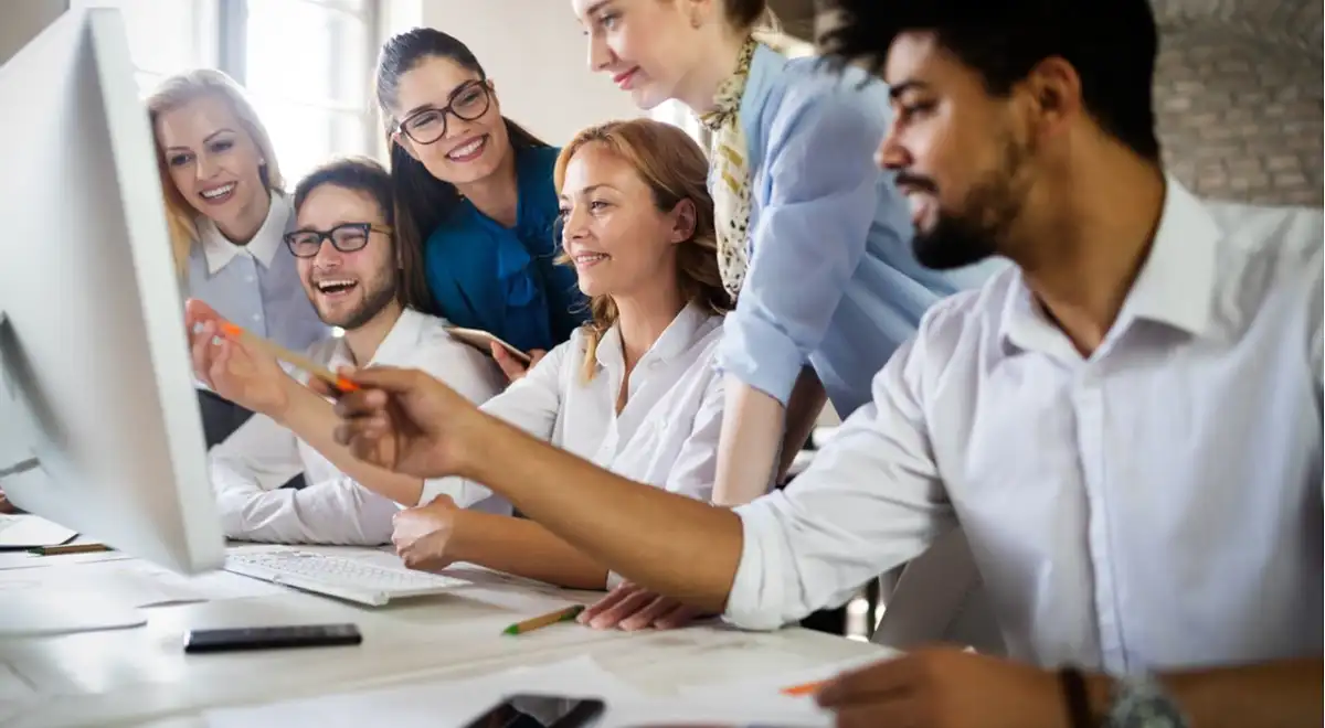 ¿Maestría o diplomado? Descubre cuál mejora tu salario en Perú ¿Maestría o diplomado? Descubre cuál mejora tu salario en Perú