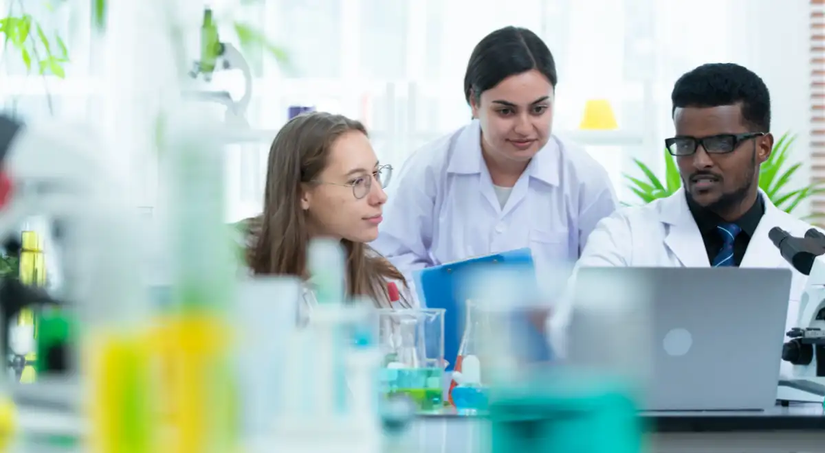 Revistas científicas peruanas en SciELO: guía para tareas y proyectos académicos