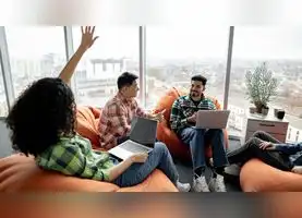 ¿Por qué los jóvenes renuncian? Esto buscan hoy en un trabajo ideal