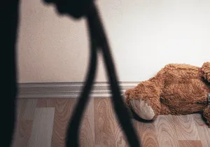 Maltrato infantil: científicos argentinos desarrollan método para detectarlo con solo una muestra de saliva