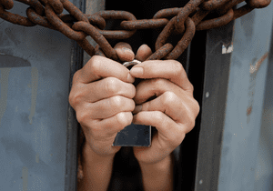 Trata de personas: la maquinaria criminal que gana US$ 236 mil millones a costa de miles de vidas que son invisibles para el mundo