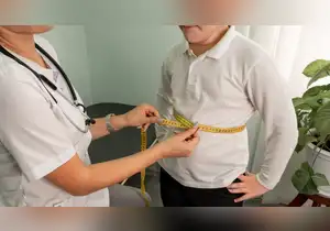 Por primera vez, el número de niños, niñas y adolescentes con obesidad en el mundo supera al de aquellos que presentan bajo peso