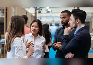 Cómo el networking puede mejorar tu empleabilidad y perfil profesional