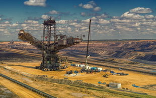 Gold Fields: Se estima que el proyecto Salares Norte incremente su producción de oro hasta 375,000 onzas