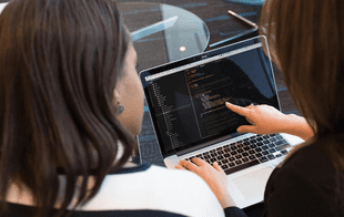 Women in Technology Summit 2025 llega para transformar a niñas en líderes tecnológicas