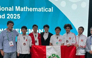 Escolar peruano gana medalla de oro en la Olimpiada Mundial de Matemáticas y busca beca en Cambridge- Australia