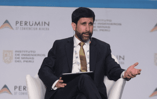 Cómo "Las Bambas" plantea gestionar tensiones en regiones vulnerables