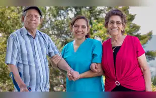 Personas adultas mayores: Defensoría del Pueblo reafirma compromiso con sus derechos