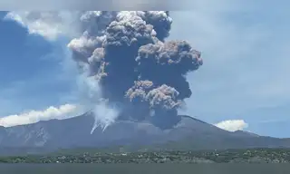 Volcán Etna entra en erupción y provoca temor en Italia