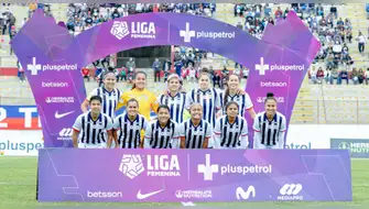 Bayer apuesta por el impulso del fútbol femenino peruano