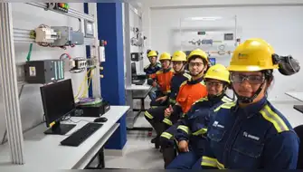 SIDERPERÚ y SENATI brindan becas integrales a jóvenes de escasos recursos en Chimbote