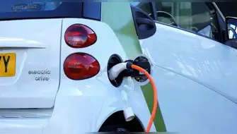 Aumenta la venta de vehículos  eléctricos en Perú