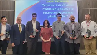 HIAS reconoce a pavco wavin por inclusión laboral a refugiados e inmigrantes