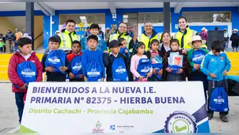 Pan American Silver construye colegio en Cajamarca