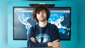 Boyan Slat: Visionario que limpia los océanos