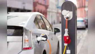 Perú sigue el ejemplo de Chile en electromovilidad