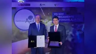 ANA entrega primer Certificado Azul a SIDERPERU