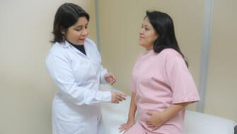 Priorizando la salud femenina: luchando contra el cáncer de ovario en el Perú