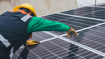 Científicos peruanos desarrollan paneles solares a base de cobre
