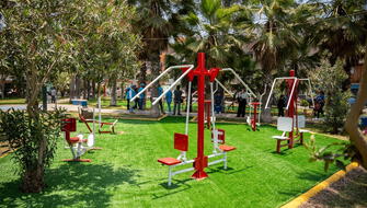 Inauguran juegos recreativos elaborados con armas fundidas