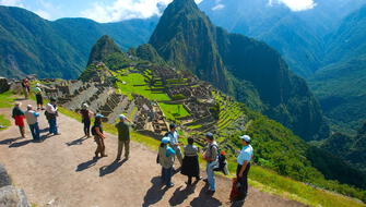 Perú fortalecerá conservación y turismo sostenible en Machu Picchu