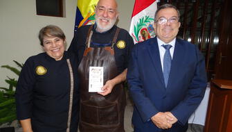 Embajada destaca cualidades del cacao de Ecuador