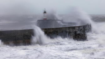 Europa entra en alerta por tormenta "Darragh"