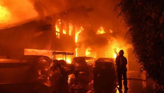 EE.UU. Incendio Franklin avanza sin control en todo Malibú
