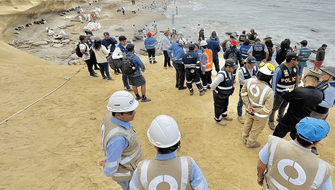 Perú declara emergencia ambiental por derrame de crudo en Talara