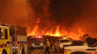 Nuevo incendio azota la zona norte de Los Ángeles