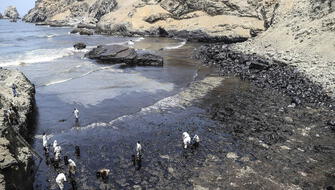 Fiscalía peruana abre proceso a Repsol por rehabilitación de playas