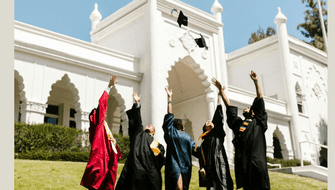 Estudiar en el extranjero: una opción más accesible que muchas universidades privadas en Perú