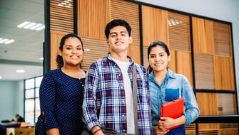 Universidad lanza propuesta con modelo de educación personalizada