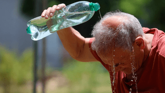 ONU: Aumentan muertes de adultos mayores por calor extremo