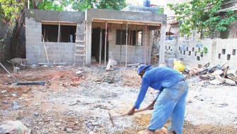¿Cómo elegir el tipo de material ideal para construir tu casa en Perú según el clima y el terreno?