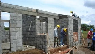 Errores comunes al elegir materiales de construcción y como evitarlos para evitar riesgos en la edificación de tu casa